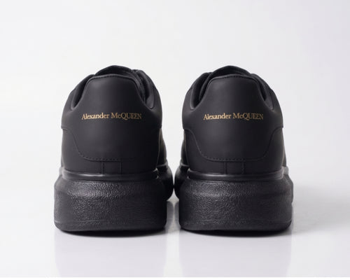 Alexander McQueen All Black